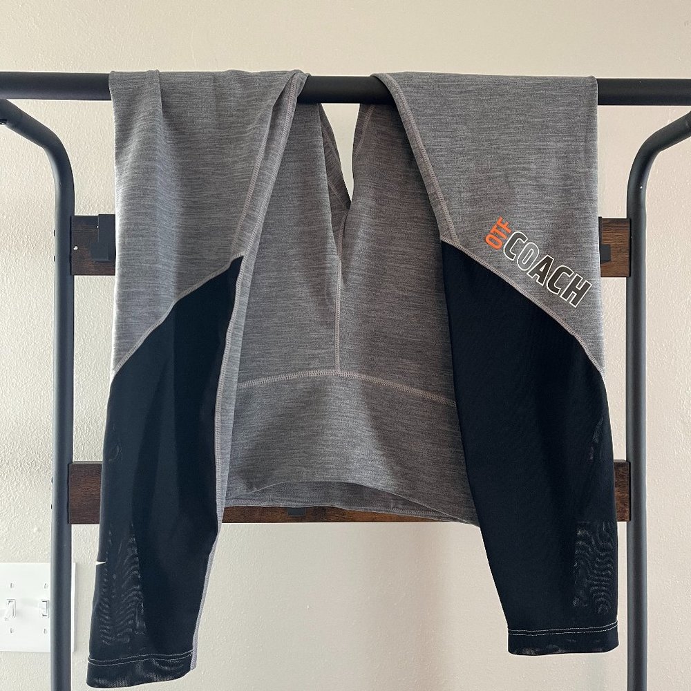 Orangetheory Women's Coaching Leggings Grey with Black Mesh Small